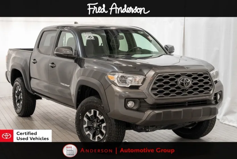 2023 Toyota Tacoma TRD Off-Road photo 1