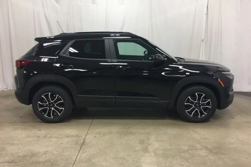 2025 Chevrolet Trailblazer ACTIV photo 1