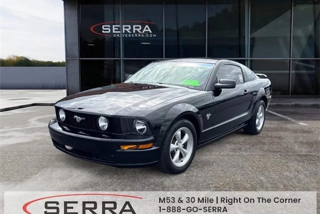 2009 Ford Mustang GT photo 1