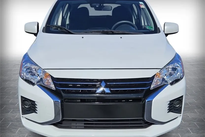 2024 Mitsubishi Mirage ES photo 1