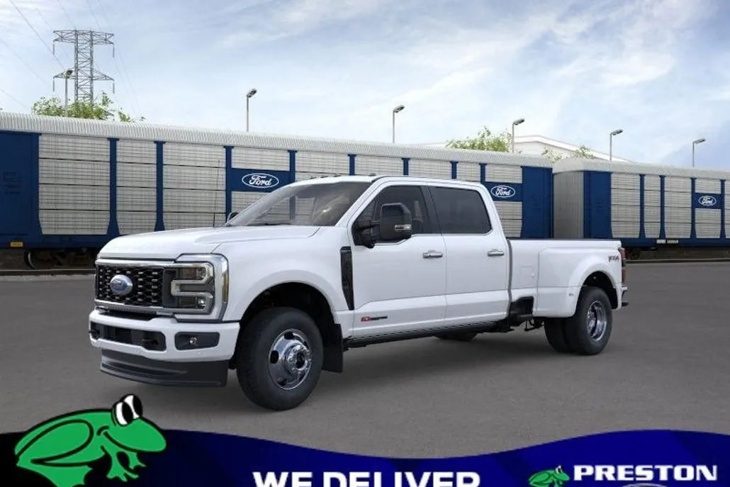 2025 Ford F-350 Platinum photo 1