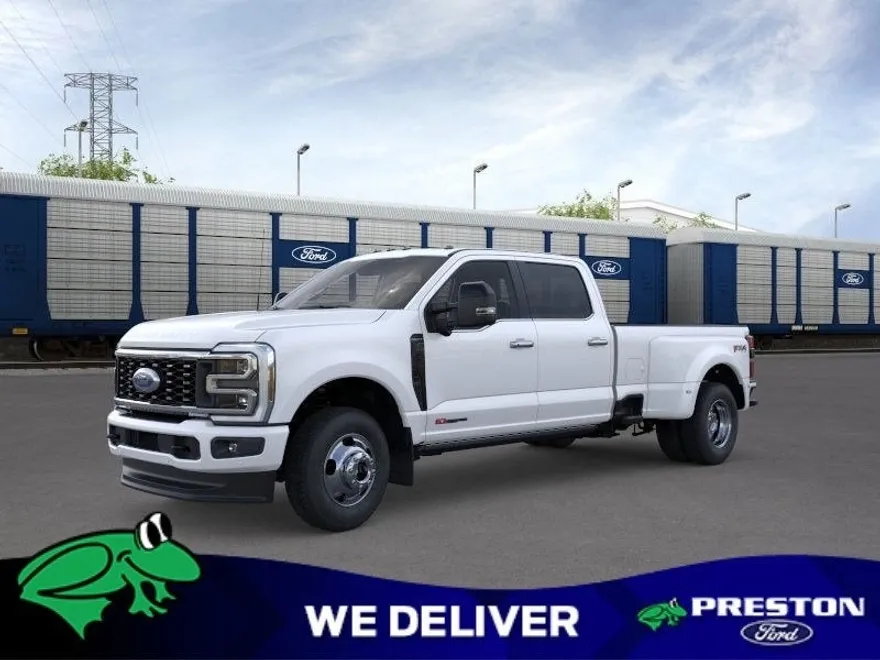 2025 Ford F-350 Platinum photo 1
