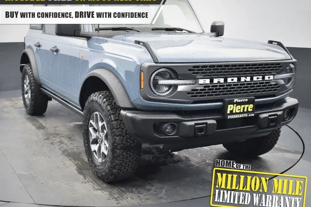 2025 Ford Bronco Badlands photo 1