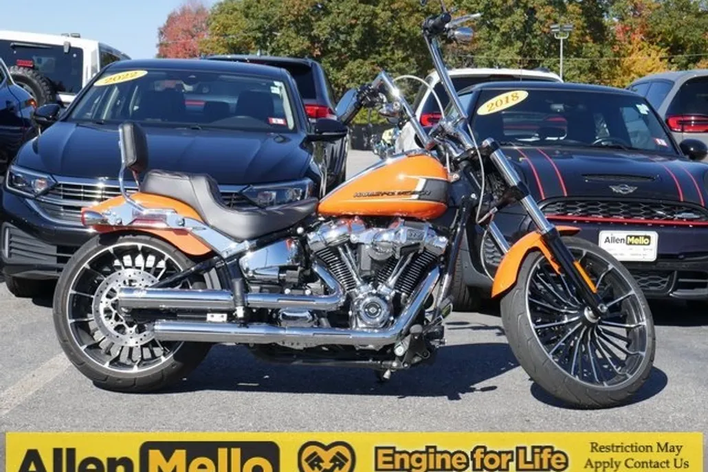 2023 Harley Davidson FXBR / Breakout photo 1