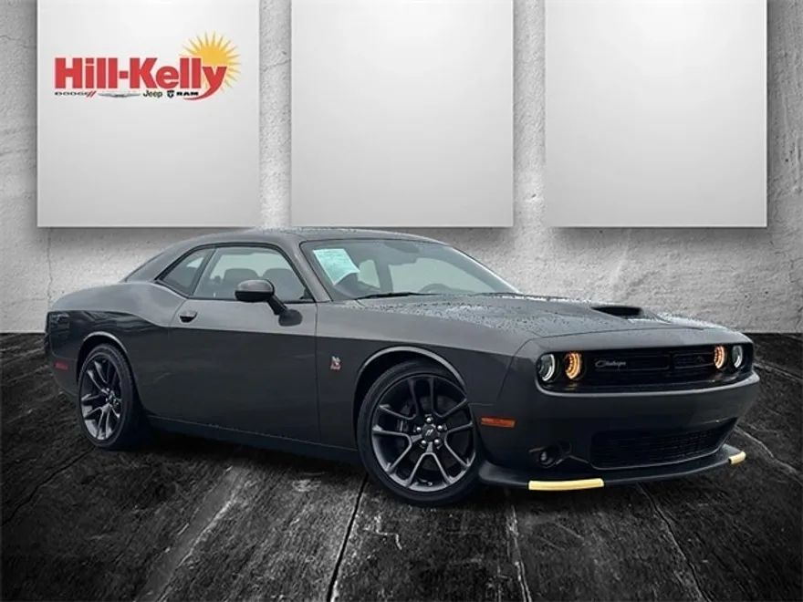 2023 Dodge Challenger R/T Scat Pack photo 1