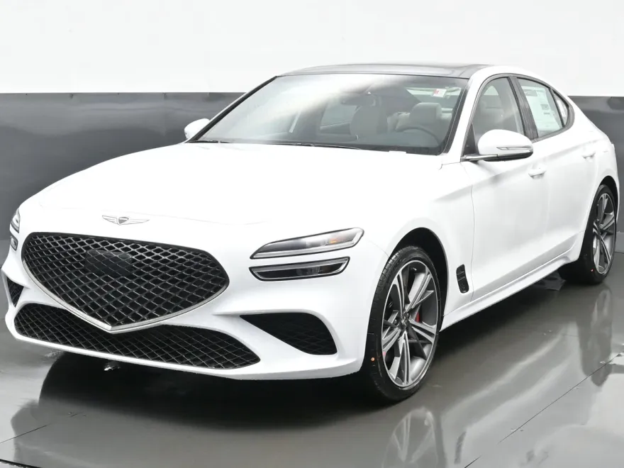 2025 Genesis G70 Sport Prestige photo 1