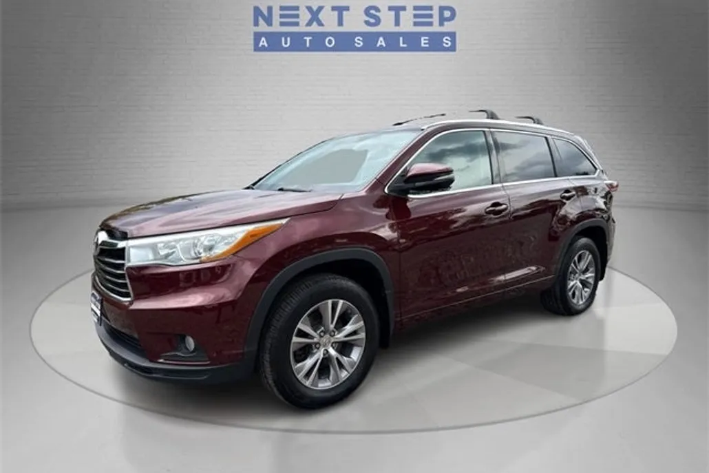 2015 Toyota Highlander XLE photo 1