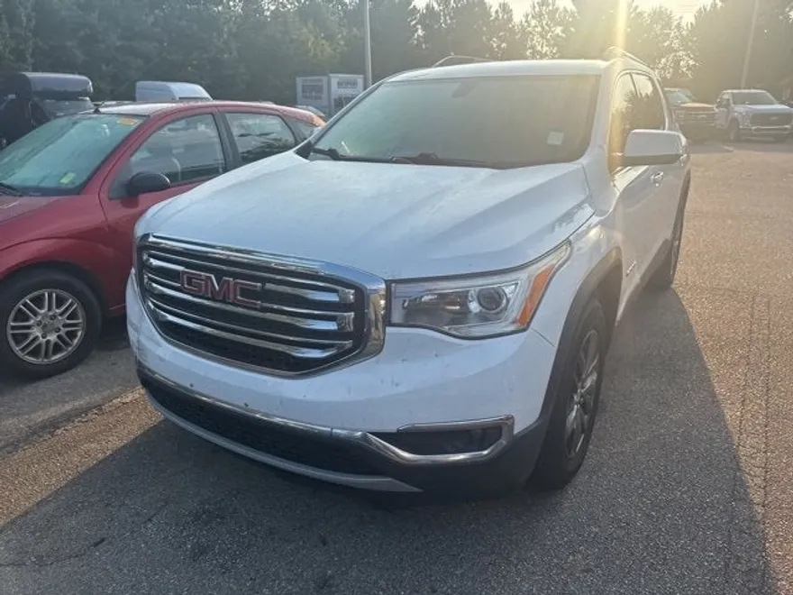 2017 Gmc Acadia SLT photo 1