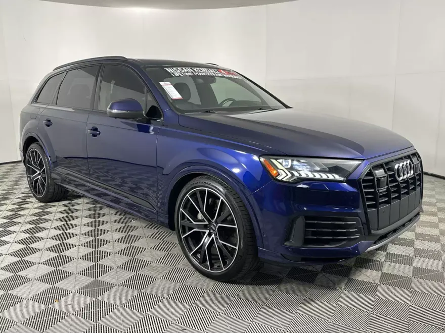2020 Audi Q7 Prestige photo 1