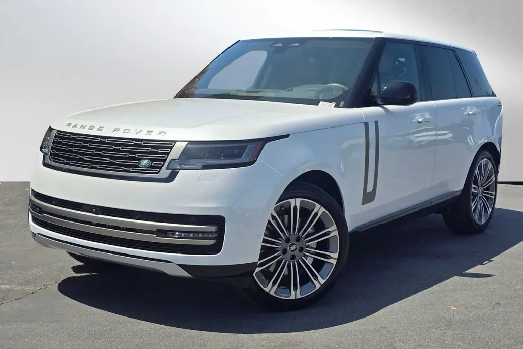2025 Land Rover Range Rover SE photo 1