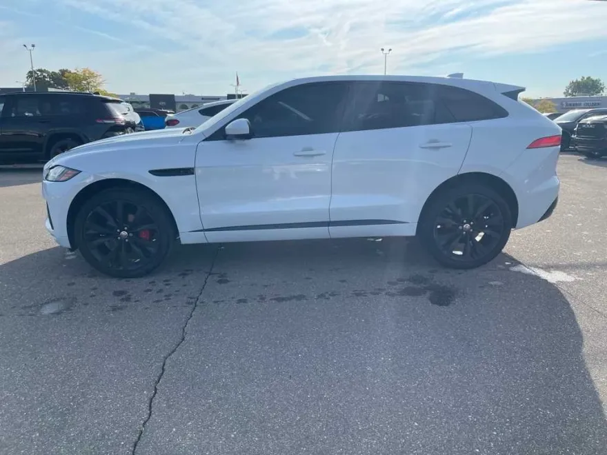 2018 Jaguar F-PACE S photo 1