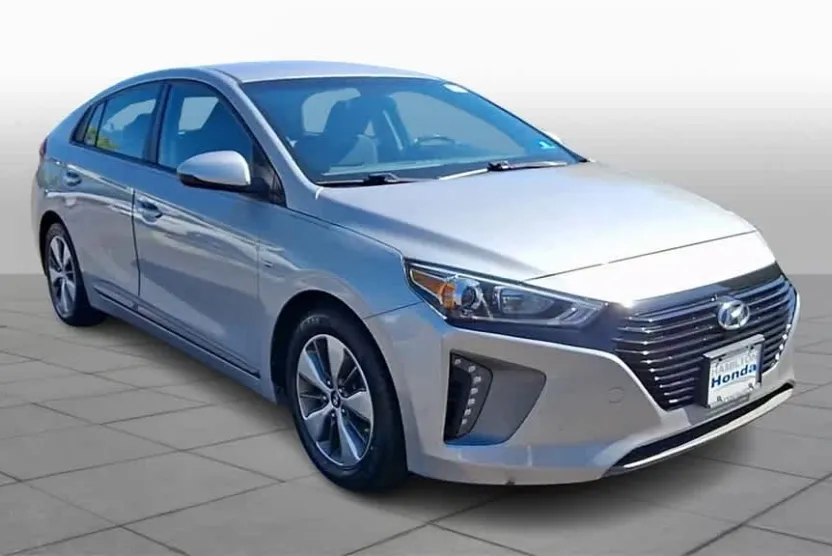 2019 Hyundai Ioniq Plug-In Hybrid photo 1