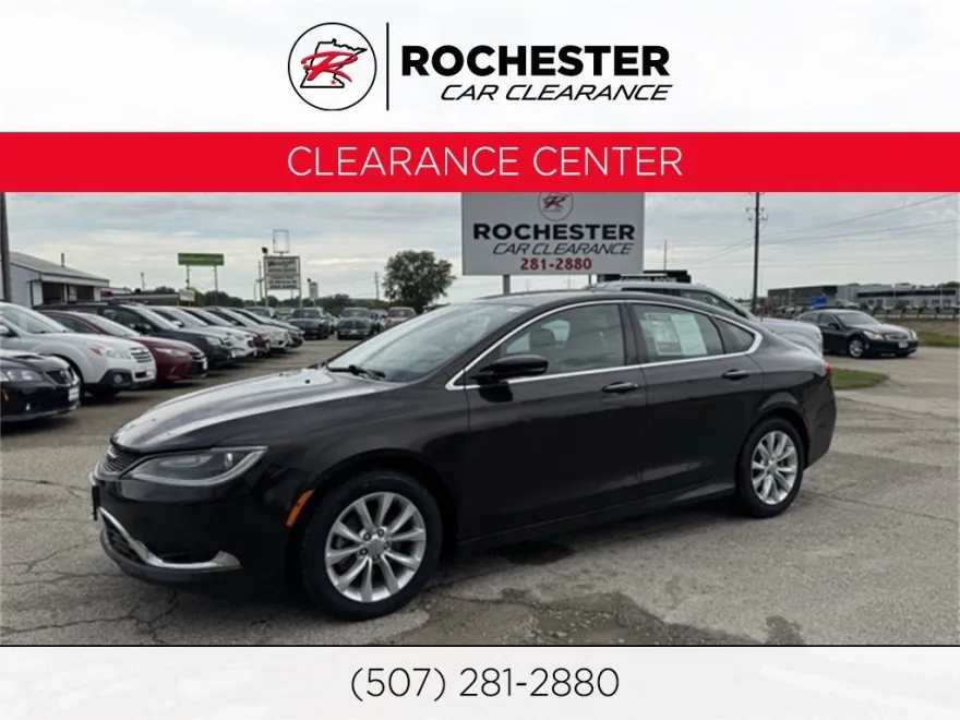 2015 Chrysler 200 C photo 1
