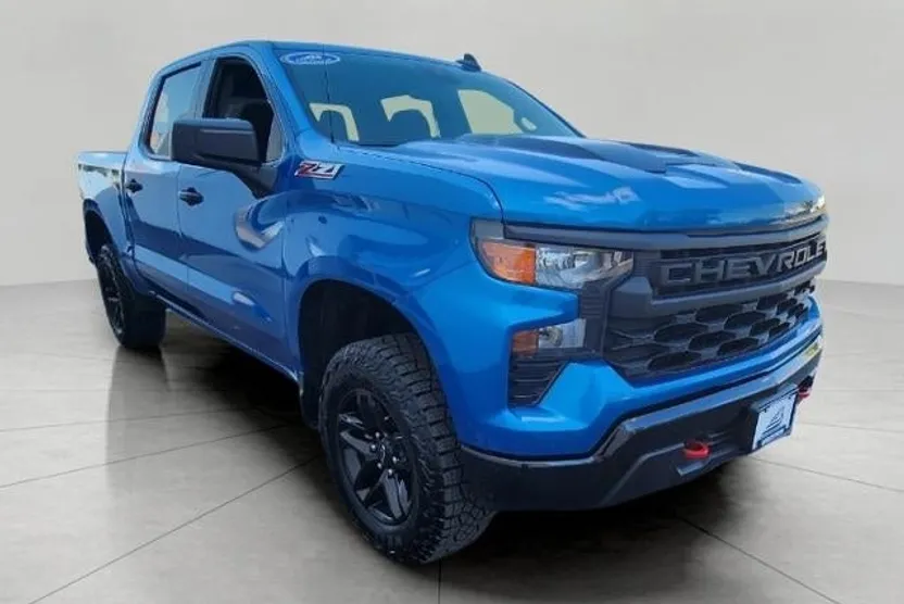 2024 Chevrolet Silverado 1500 Custom Trail Boss photo 1