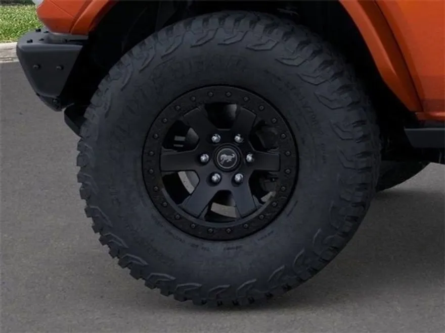 2025 Ford Bronco First Edition photo 20