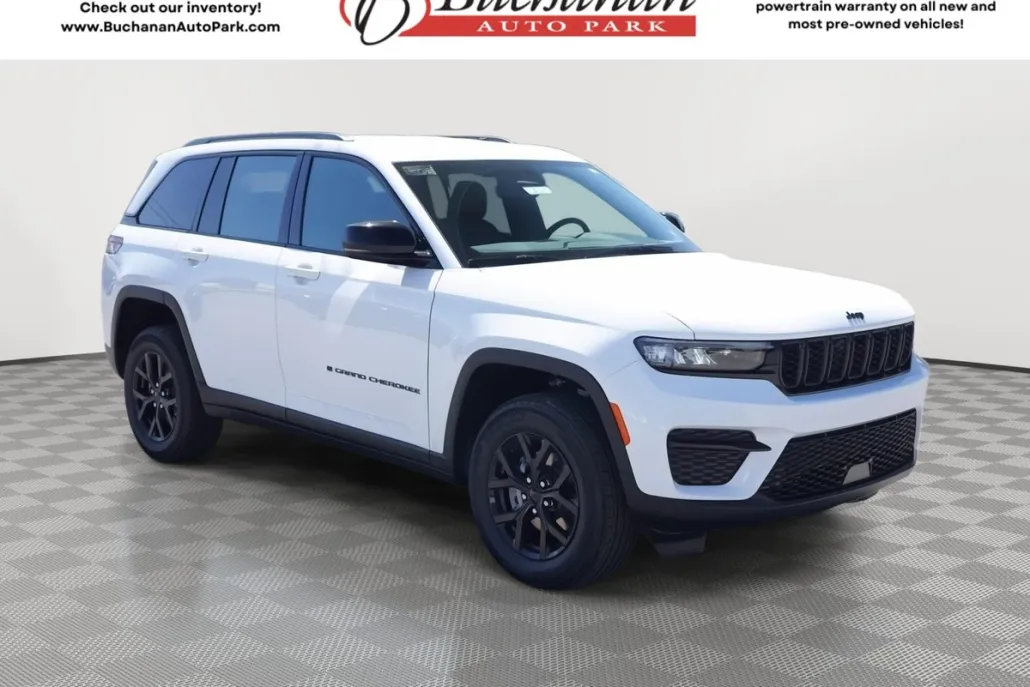 2025 Jeep Grand Cherokee Altitude photo 1