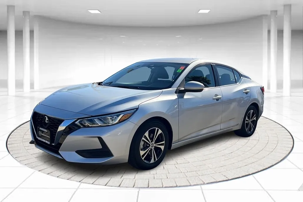 2022 Nissan Sentra SV photo 1