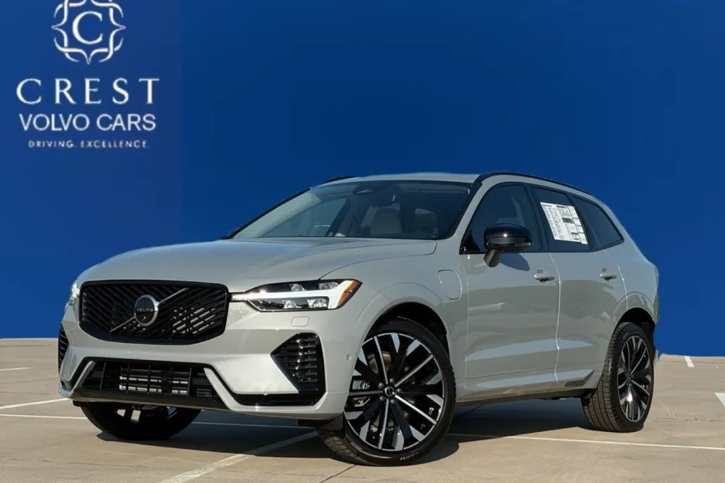 2026 Volvo XC60 Hybrid T8 photo 1