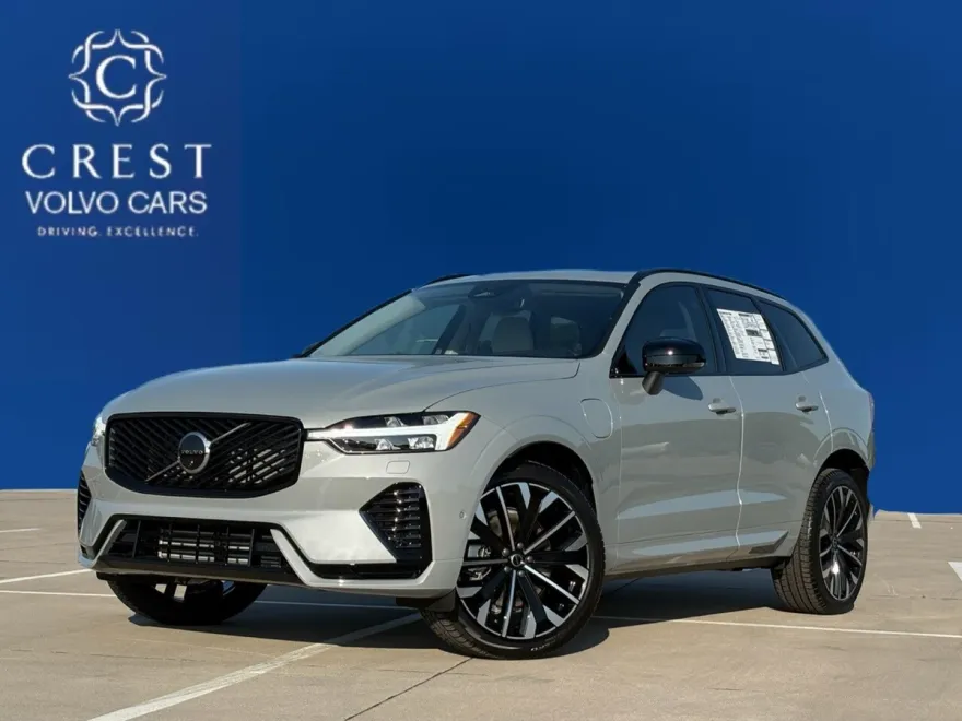 2026 Volvo XC60 Hybrid T8 photo 1