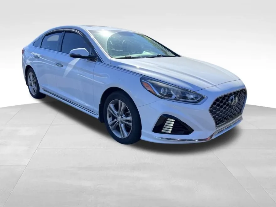 2019 Hyundai Sonata Sport photo 1