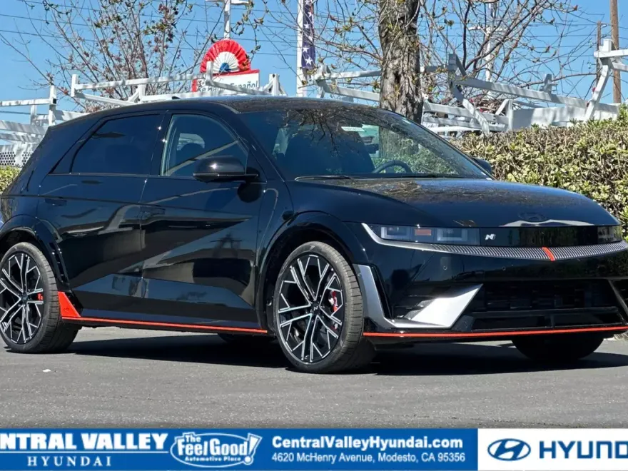 2025 Hyundai Ioniq 5 N photo 1