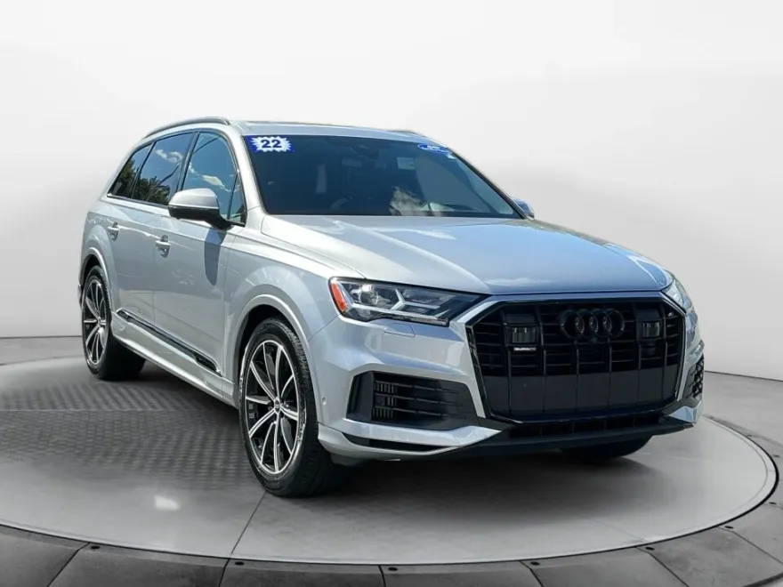 2022 Audi Q7 Prestige 55 photo 1