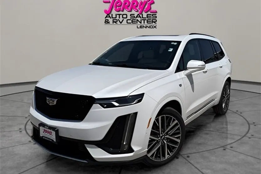 2023 Cadillac XT6 Sport photo 1