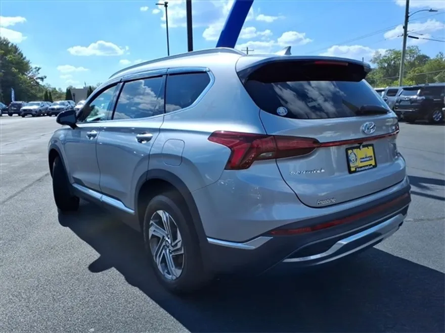 2021 Hyundai Santa Fe SEL photo 1
