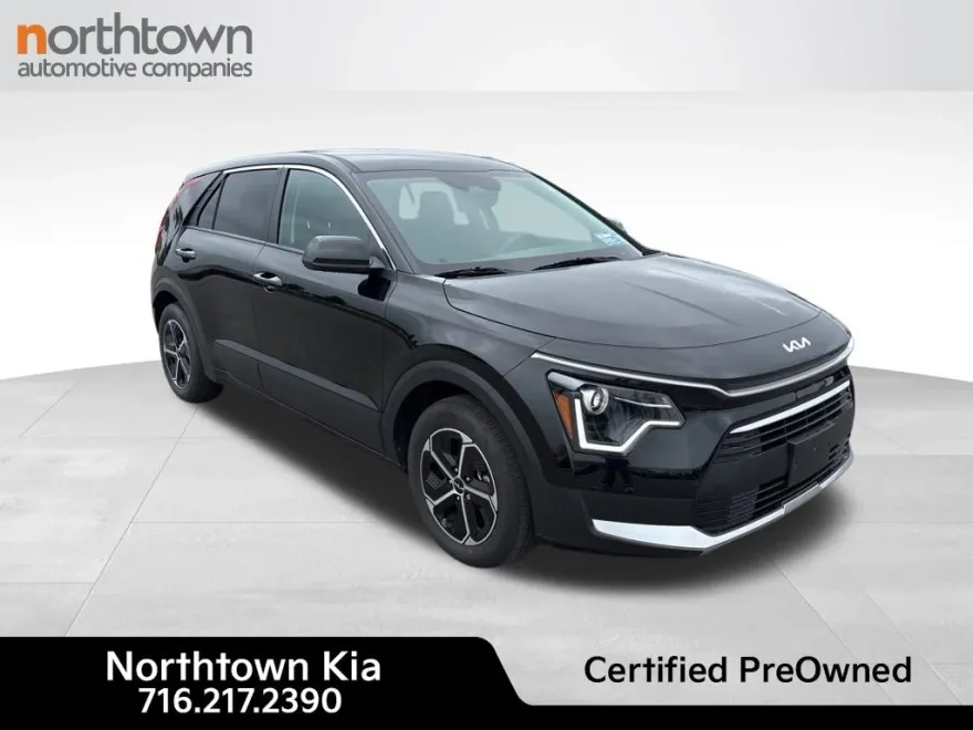 2025 Kia Niro LX photo 1