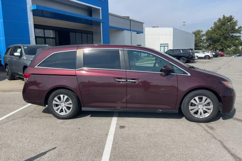 2014 Honda Odyssey EX-L photo 1