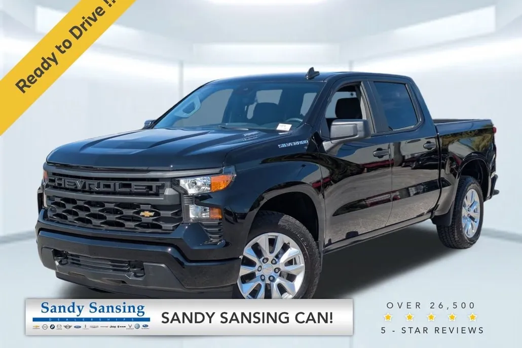 2025 Chevrolet Silverado 1500 Custom photo 1