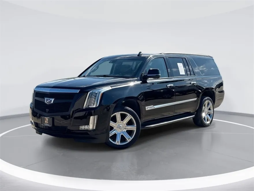 2018 Cadillac Escalade ESV Luxury photo 1
