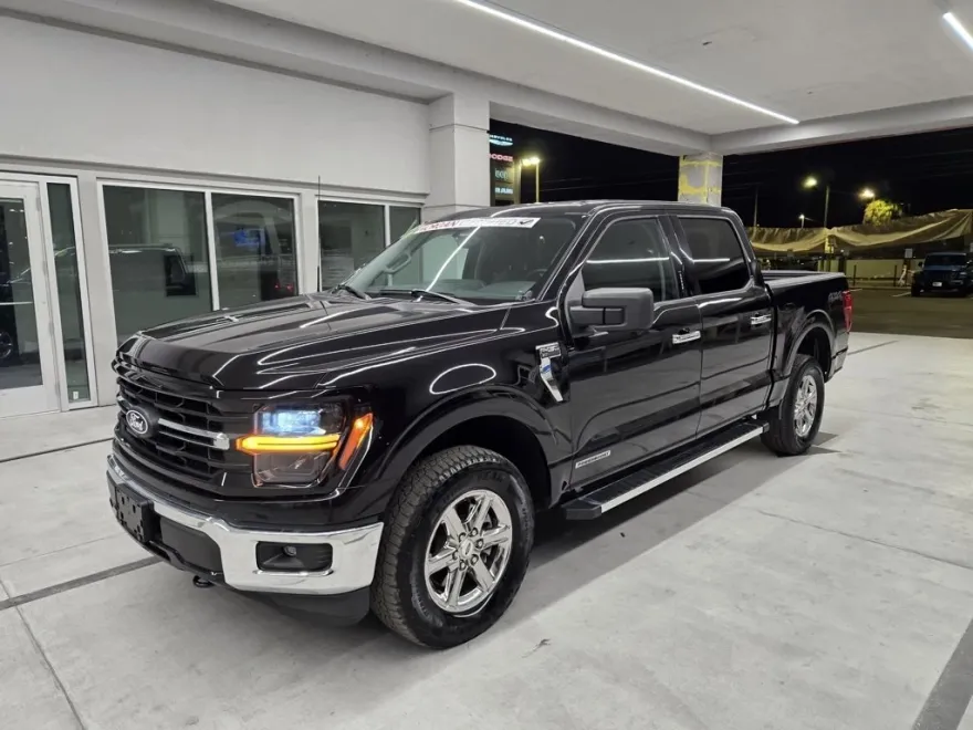 2024 Ford F-150 XLT photo 1