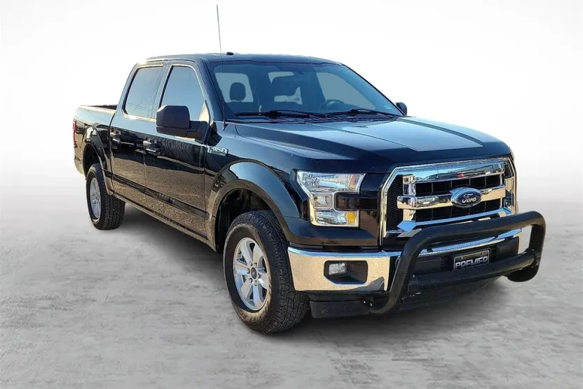 2017 Ford F-150 XLT photo 1