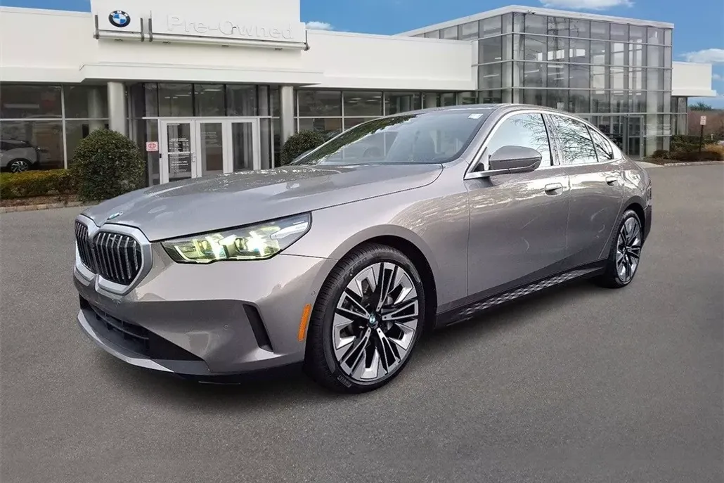 2025 Bmw 530i xDrive Sedan photo 1