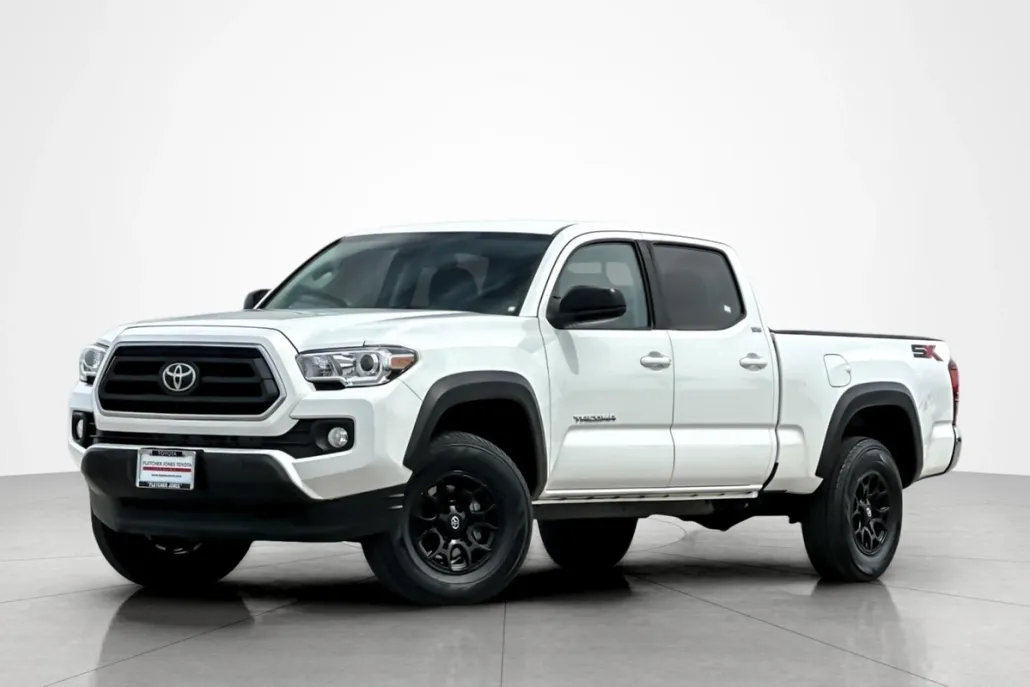 2023 Toyota Tacoma SR5 photo 1