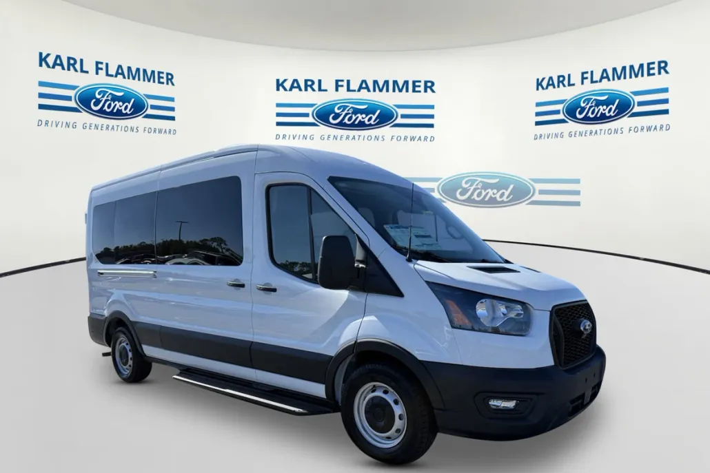 2024 Ford Transit Passenger XL photo 1