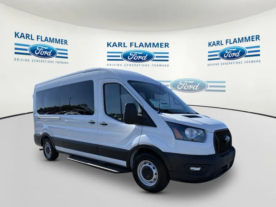 2024 Ford Transit Passenger XL photo 1