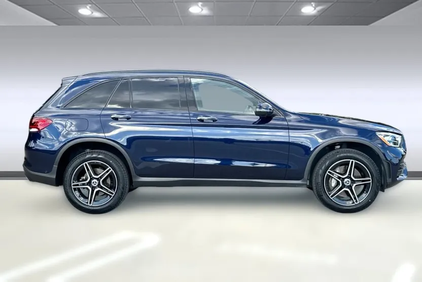 2022 Mercedes Benz GLC 300 4MATIC photo 1