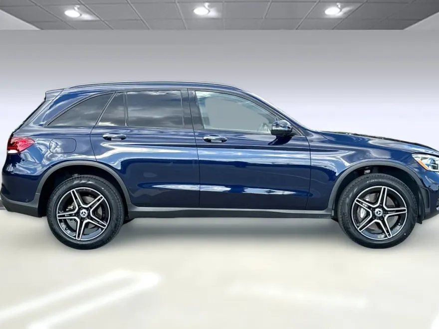 2022 Mercedes Benz GLC 300 4MATIC photo 1