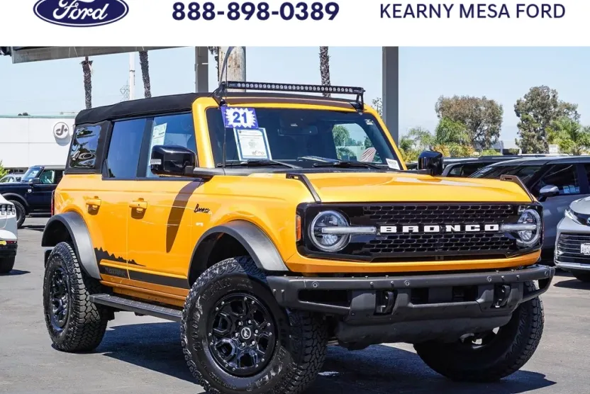 2021 Ford Bronco Wildtrak photo 1