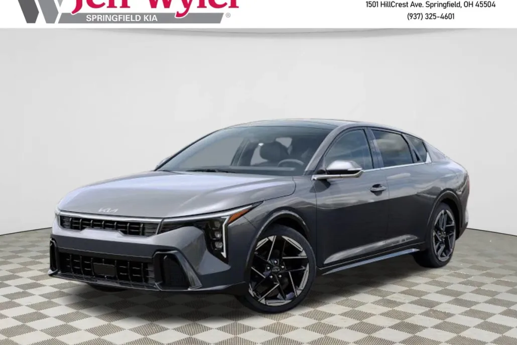 2025 Kia K4 GT-Line photo 1