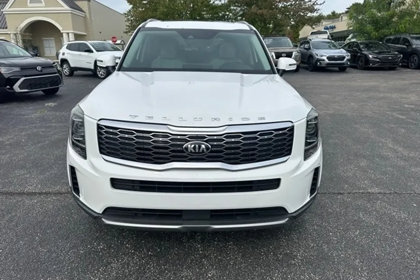2020 Kia Telluride S photo 1