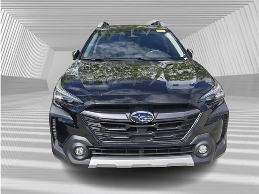 2023 Subaru Outback Touring XT photo 1