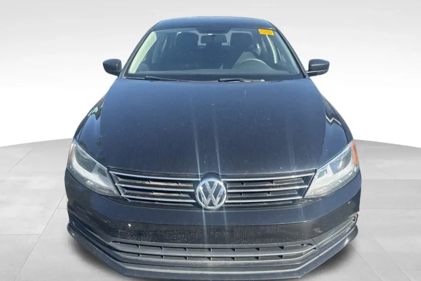 2015 Volkswagen Jetta 2.0 S photo 1