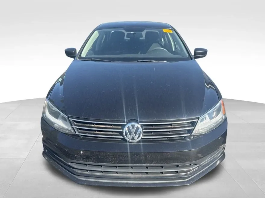 2015 Volkswagen Jetta 2.0 S photo 1