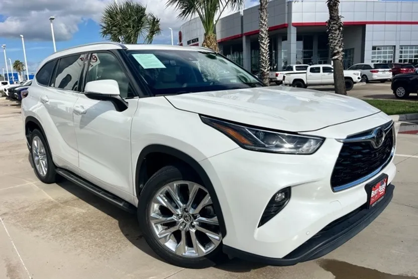 2020 Toyota Highlander Limited photo 1