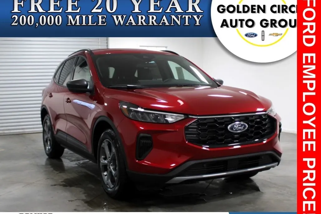 2025 Ford Escape ST-Line photo 1