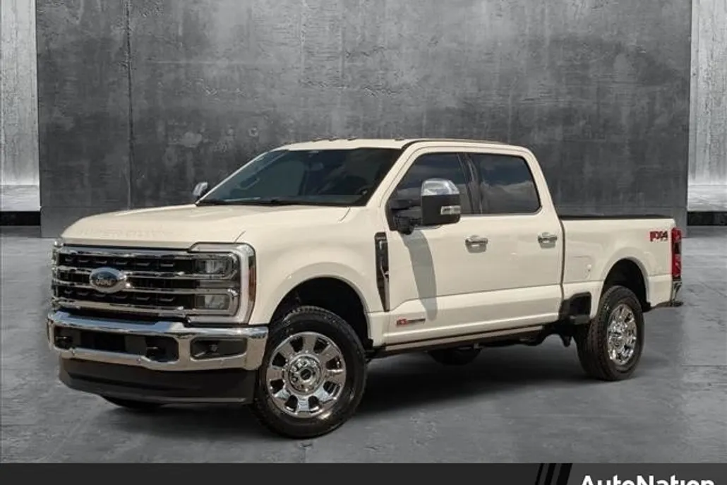 2025 Ford F-350 King Ranch photo 1