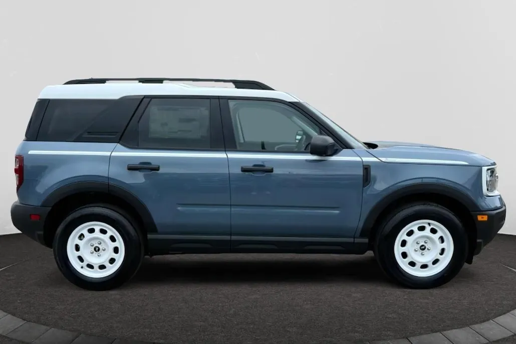 2025 Ford Bronco Sport Heritage photo 1